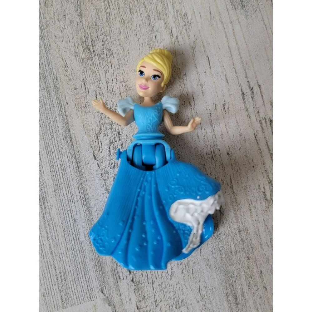 Hasbro SA Cinderella clip on dress Disney Pixar toy princess